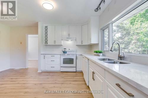 261 Cherryhill Road, Oakville (Bronte West), ON - Indoor Photo Showing Kitchen With Double Sink