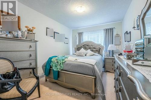 21 Hoover Road, Brampton, ON - Indoor Photo Showing Bedroom