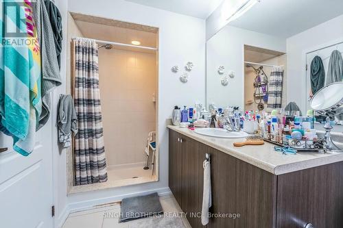 21 Hoover Road, Brampton, ON - Indoor Photo Showing Bathroom