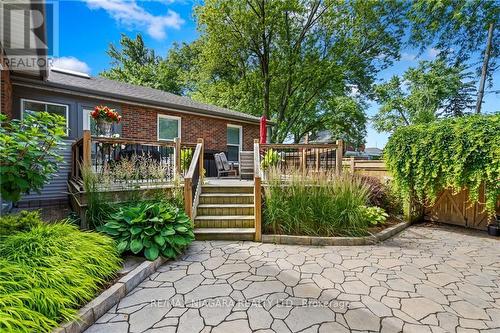 181 Lakeshore Road, St. Catharines, ON - Outdoor