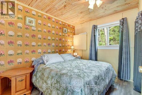 8 Gordon Lane, Madoc, ON - Indoor Photo Showing Bedroom