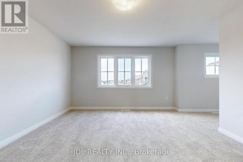 7461 Majestic Trail, Niagara Falls, ON - Indoor Photo Showing Other Room