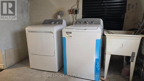 558 Quebec Street, Hamilton (Parkview), ON - Indoor Photo Showing Laundry Room