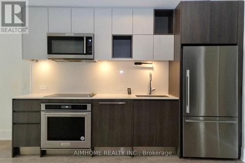 621 - 118 Merchants Wharf, Toronto (Waterfront Communities), ON - Indoor Photo Showing Kitchen