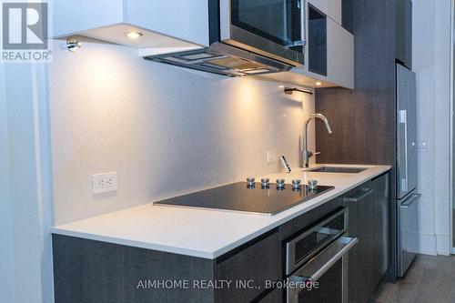 621 - 118 Merchants Wharf, Toronto (Waterfront Communities), ON - Indoor Photo Showing Kitchen