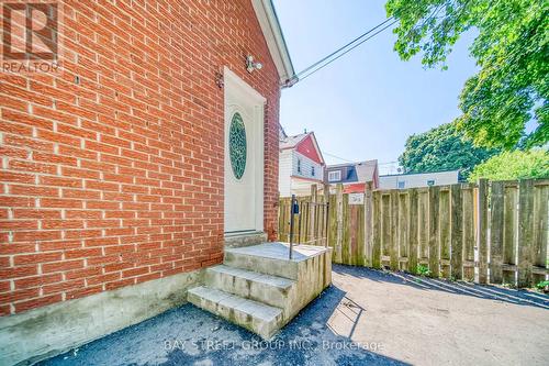 304 Albert Street, Oshawa, ON - Outdoor