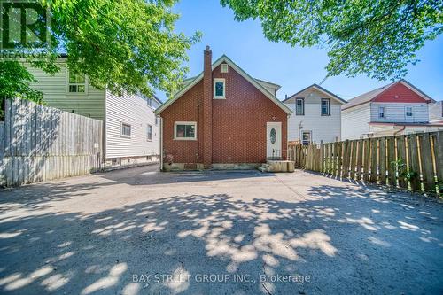 304 Albert Street, Oshawa, ON - Outdoor