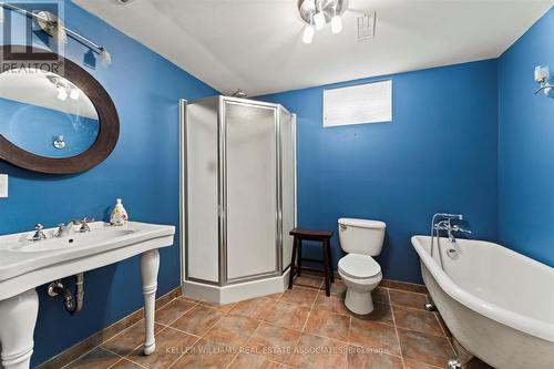 2190 Rockport Street, Windsor, ON - Indoor Photo Showing Bathroom