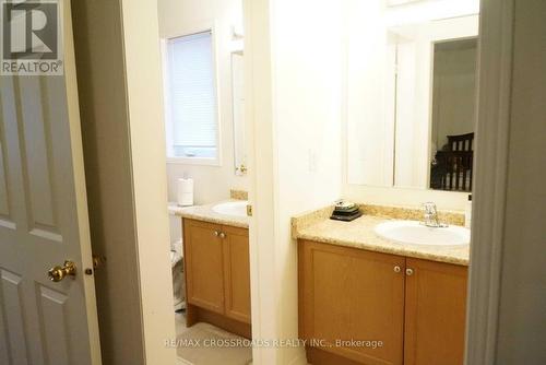 455 Rossland Road E, Ajax, ON - Indoor Photo Showing Bathroom