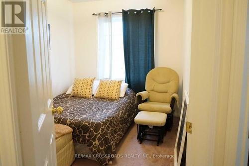 455 Rossland Road E, Ajax, ON - Indoor Photo Showing Bedroom