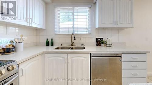 93 Clark Avenue, Markham (Thornhill), ON - Indoor Photo Showing Kitchen With Double Sink