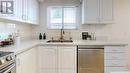 93 Clark Avenue, Markham (Thornhill), ON  - Indoor Photo Showing Kitchen With Double Sink 