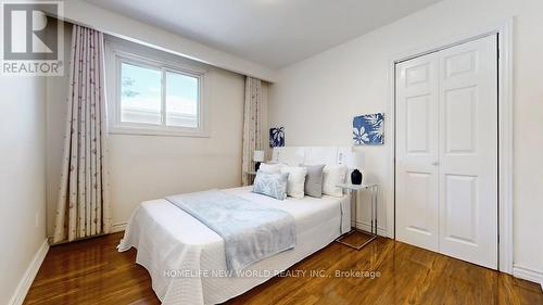 93 Clark Avenue, Markham (Thornhill), ON - Indoor Photo Showing Bedroom