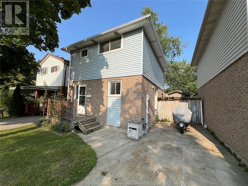 1149 Abbey Court, Windsor, ON - Outdoor With Exterior