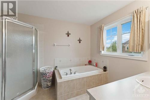 4220 Kelly Farm Drive, Ottawa, ON - Indoor Photo Showing Bathroom