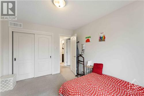 4220 Kelly Farm Drive, Ottawa, ON - Indoor Photo Showing Bedroom