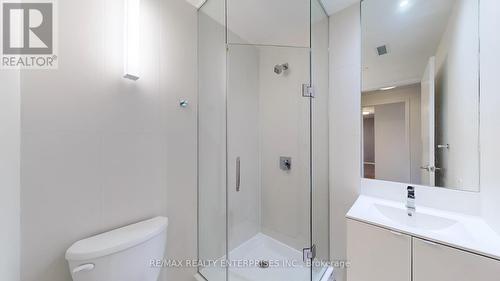 1301 - 125 Peter Street, Toronto (Waterfront Communities), ON - Indoor Photo Showing Bathroom