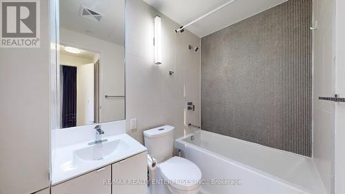 1301 - 125 Peter Street, Toronto (Waterfront Communities), ON - Indoor Photo Showing Bathroom