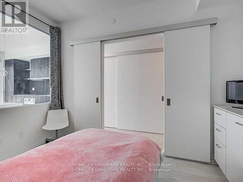 3103 - 197 Yonge Street, Toronto, ON - Indoor Photo Showing Bedroom