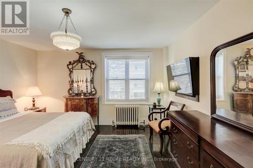 408 - 2603 Bathurst Street, Toronto (Forest Hill North), ON - Indoor Photo Showing Bedroom