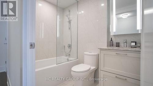 133 - 20 Inn On The Park Drive, Toronto (Banbury-Don Mills), ON - Indoor Photo Showing Bathroom