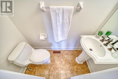 1088 Sherman Brock Circle, Newmarket, ON - Indoor Photo Showing Bathroom