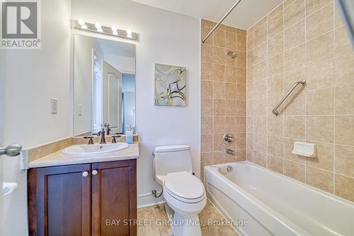 1088 Sherman Brock Circle, Newmarket, ON - Indoor Photo Showing Bathroom