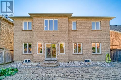 1088 Sherman Brock Circle, Newmarket, ON - Outdoor With Exterior