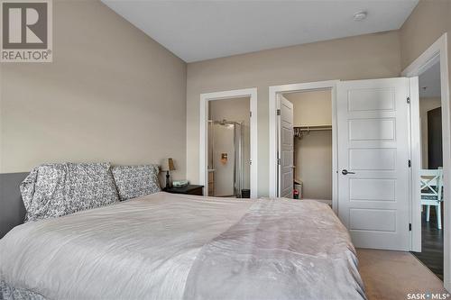 109 502 Perehudoff Crescent, Saskatoon, SK - Indoor Photo Showing Bedroom