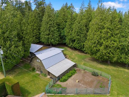 2938 Lamont Rd, Central Saanich, BC 