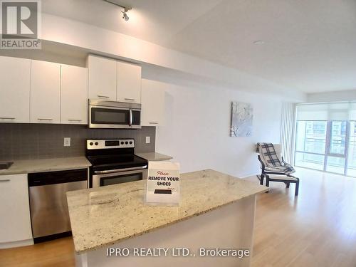 1007 - 360 Square One Drive, Mississauga (City Centre), ON - Indoor Photo Showing Kitchen With Double Sink