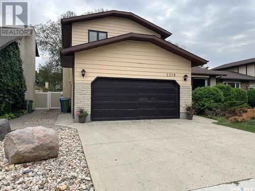 2219 Mahony Crescent, Regina, SK - Outdoor