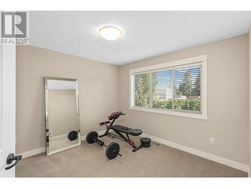 9563 Jensen Road Unit# 403, Lake Country, BC - Indoor Photo Showing Gym Room