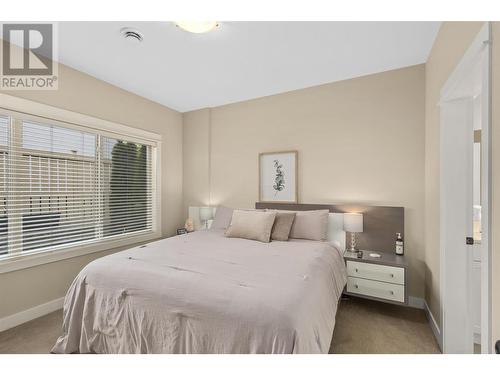 9563 Jensen Road Unit# 403, Lake Country, BC - Indoor Photo Showing Bedroom