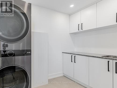 Ph01 - 68 Merton Street, Toronto (Mount Pleasant West), ON - Indoor Photo Showing Laundry Room