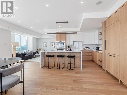 Ph01 - 68 Merton Street, Toronto (Mount Pleasant West), ON - Indoor Photo Showing Kitchen