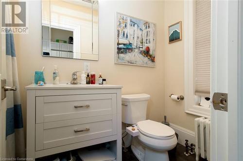 27 Schneider Avenue, Kitchener, ON - Indoor Photo Showing Bathroom