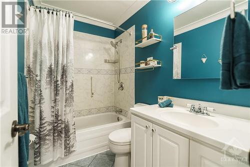 3448 Paul Anka Drive, Ottawa, ON - Indoor Photo Showing Bathroom