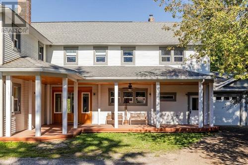 9 Park Crescent, Fernie, BC - Outdoor With Deck Patio Veranda With Facade