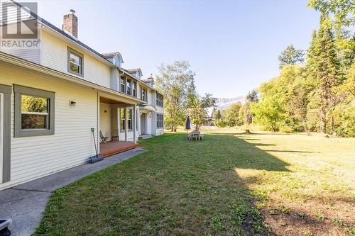 9 Park Crescent, Fernie, BC - Outdoor