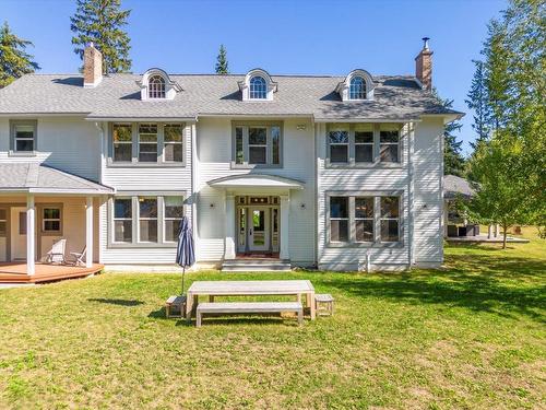 9 Park Crescent, Fernie, BC - Outdoor With Facade