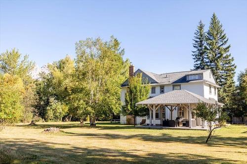 9 Park Crescent, Fernie, BC - Outdoor