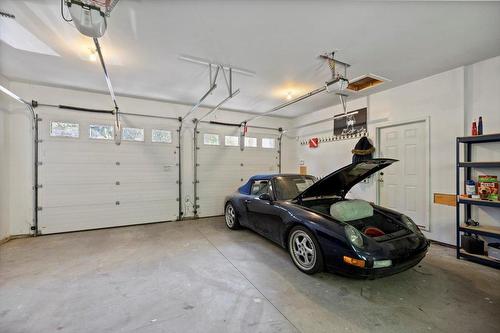 9 Park Crescent, Fernie, BC - Indoor Photo Showing Garage