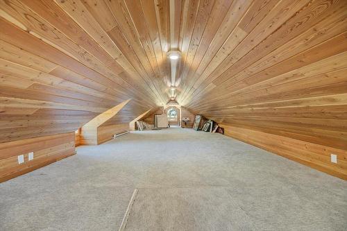 9 Park Crescent, Fernie, BC - Indoor Photo Showing Other Room