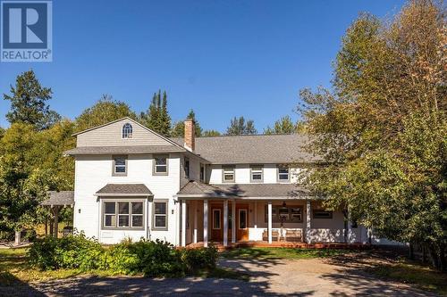 9 Park Crescent, Fernie, BC - Outdoor With Deck Patio Veranda With Facade