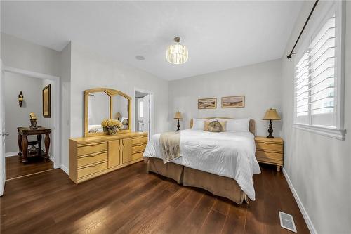 165 Woodway Trail, Simcoe, ON - Indoor Photo Showing Bedroom