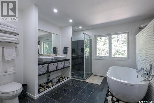 207 Poplar Crescent, Paddockwood Rm No. 520, SK - Indoor Photo Showing Bathroom