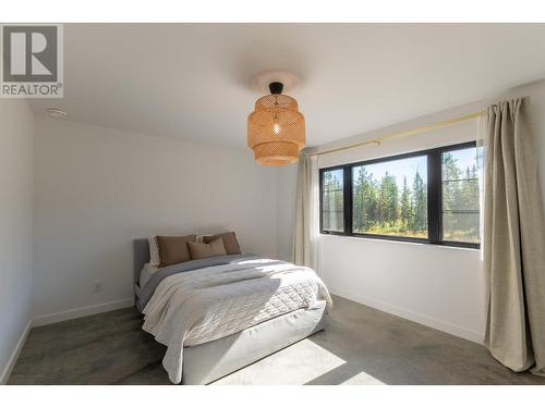 14340 Homestead Road, Prince George, BC - Indoor Photo Showing Bedroom