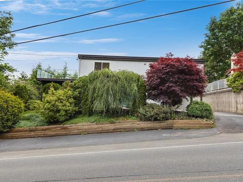 595 Crescent Rd West, Qualicum Beach, BC 