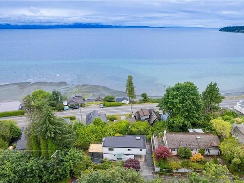 595 Crescent Rd West, Qualicum Beach, BC 